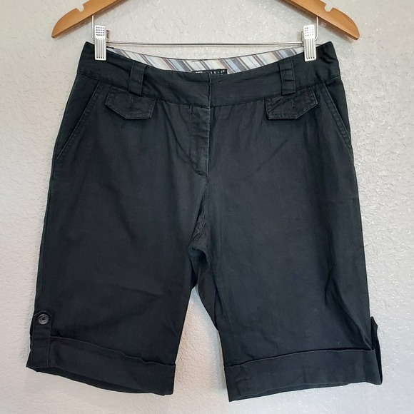 🔴3/$20 Carole Little Black Bermuda Shorts Size 6 - Picture 1 of 9
